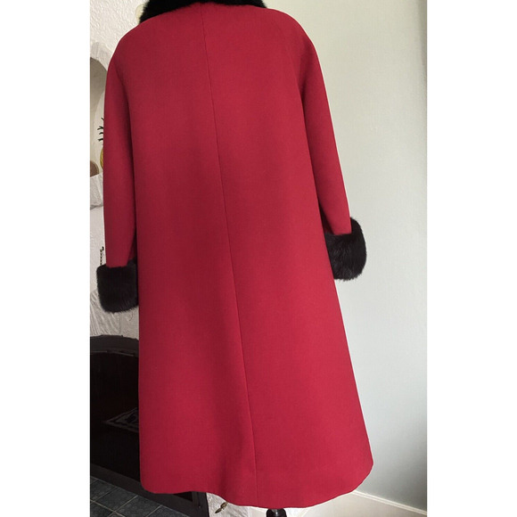 Vtg Red Holiday Wool Coat Fur Collar Cuff Double Breast Size Made in Canada Med - Picture 3 of 11